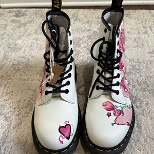 DOC MARTENS [NWOT]